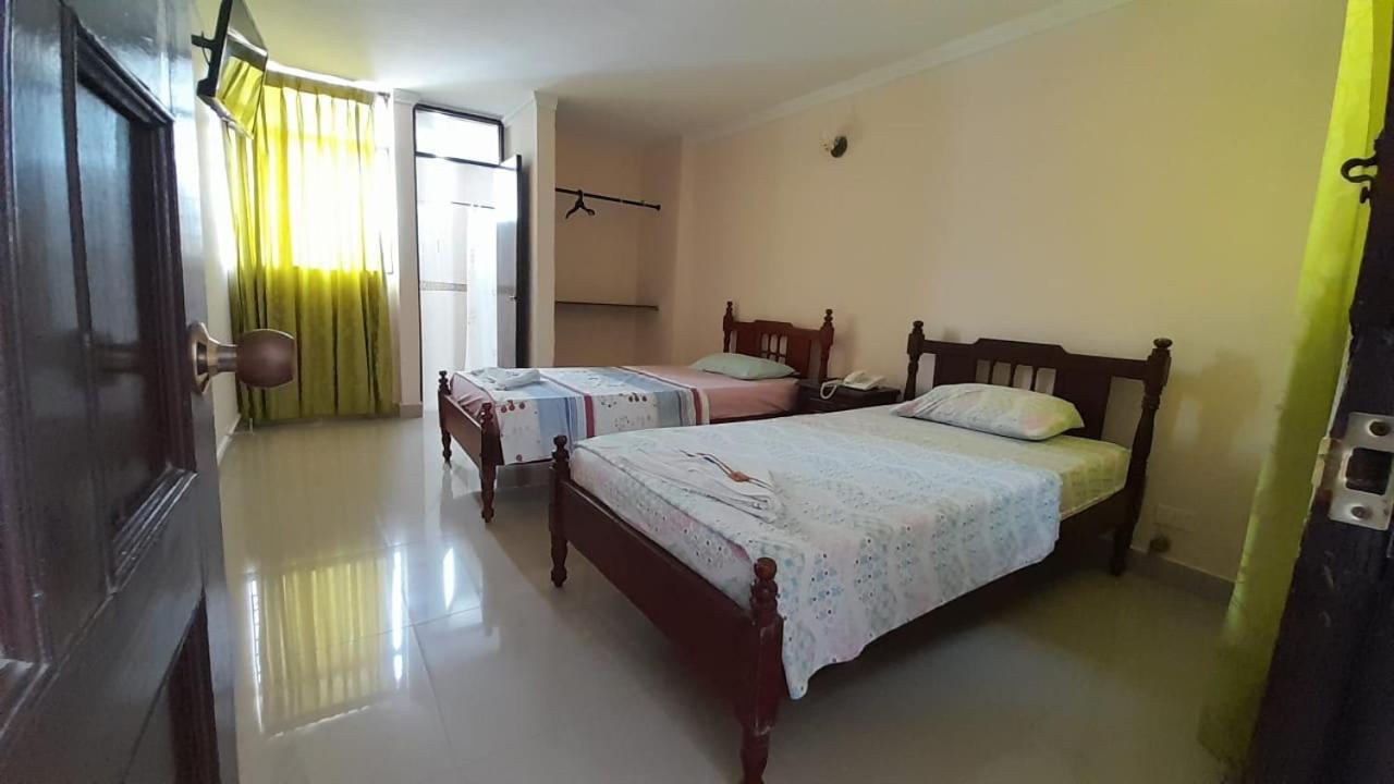 Hotel Danes Barranquilla บาร์รังกีญา ภายนอก รูปภาพ