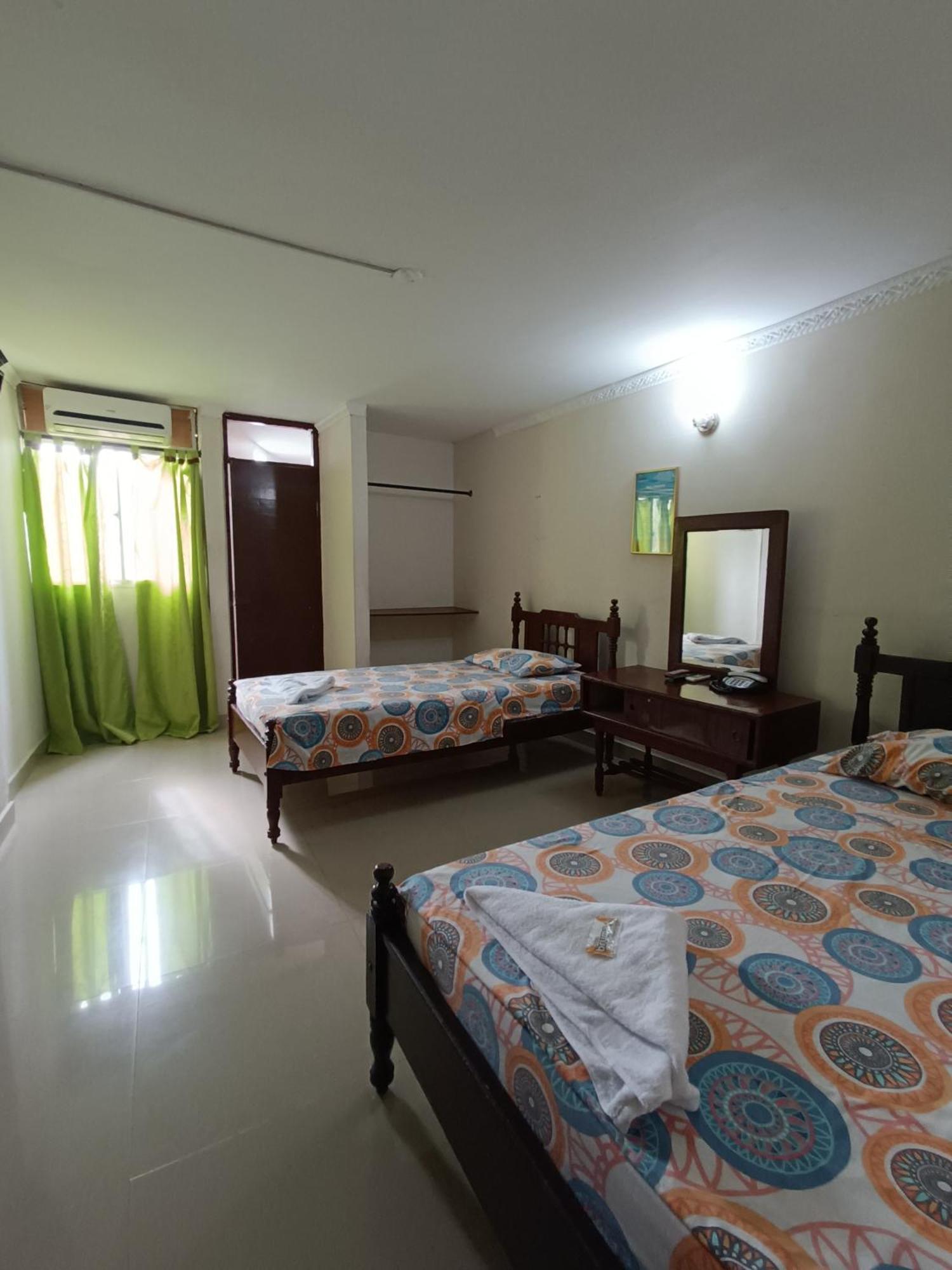 Hotel Danes Barranquilla บาร์รังกีญา ภายนอก รูปภาพ